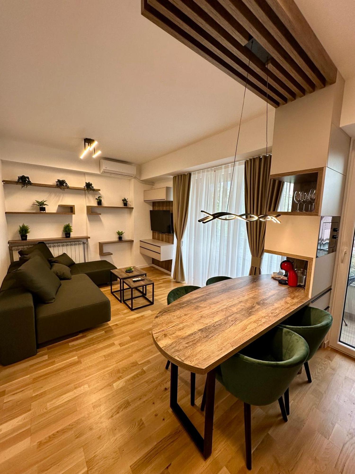 Downtown Riverside Apartments 스코페 외부 사진