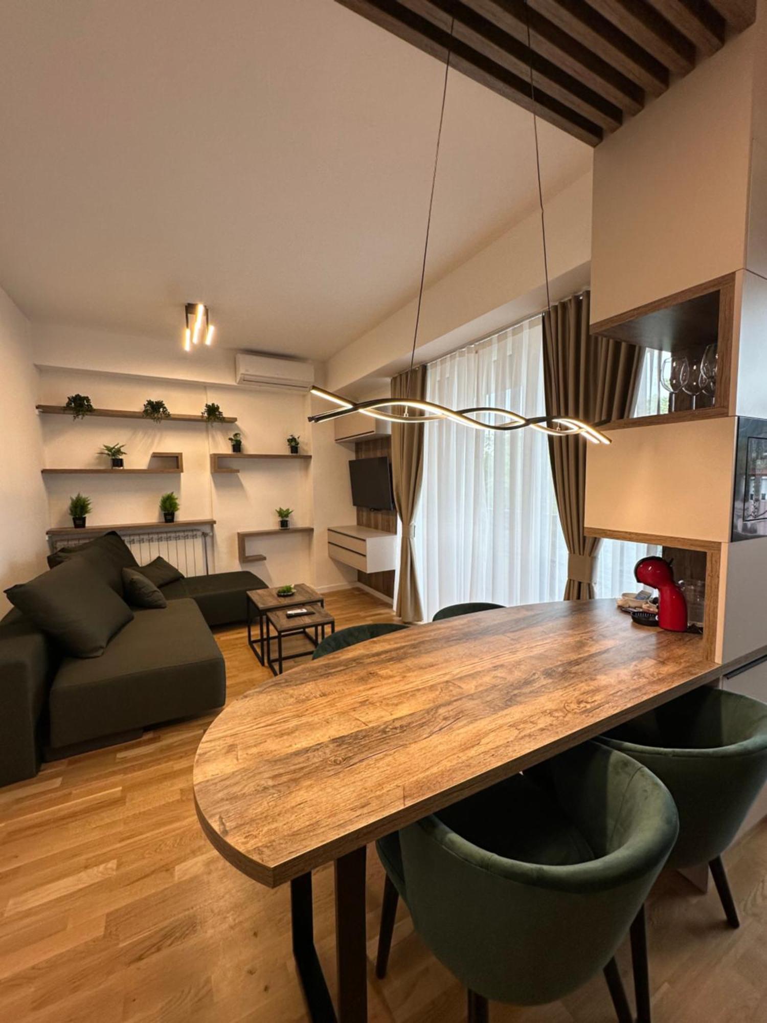 Downtown Riverside Apartments 스코페 외부 사진