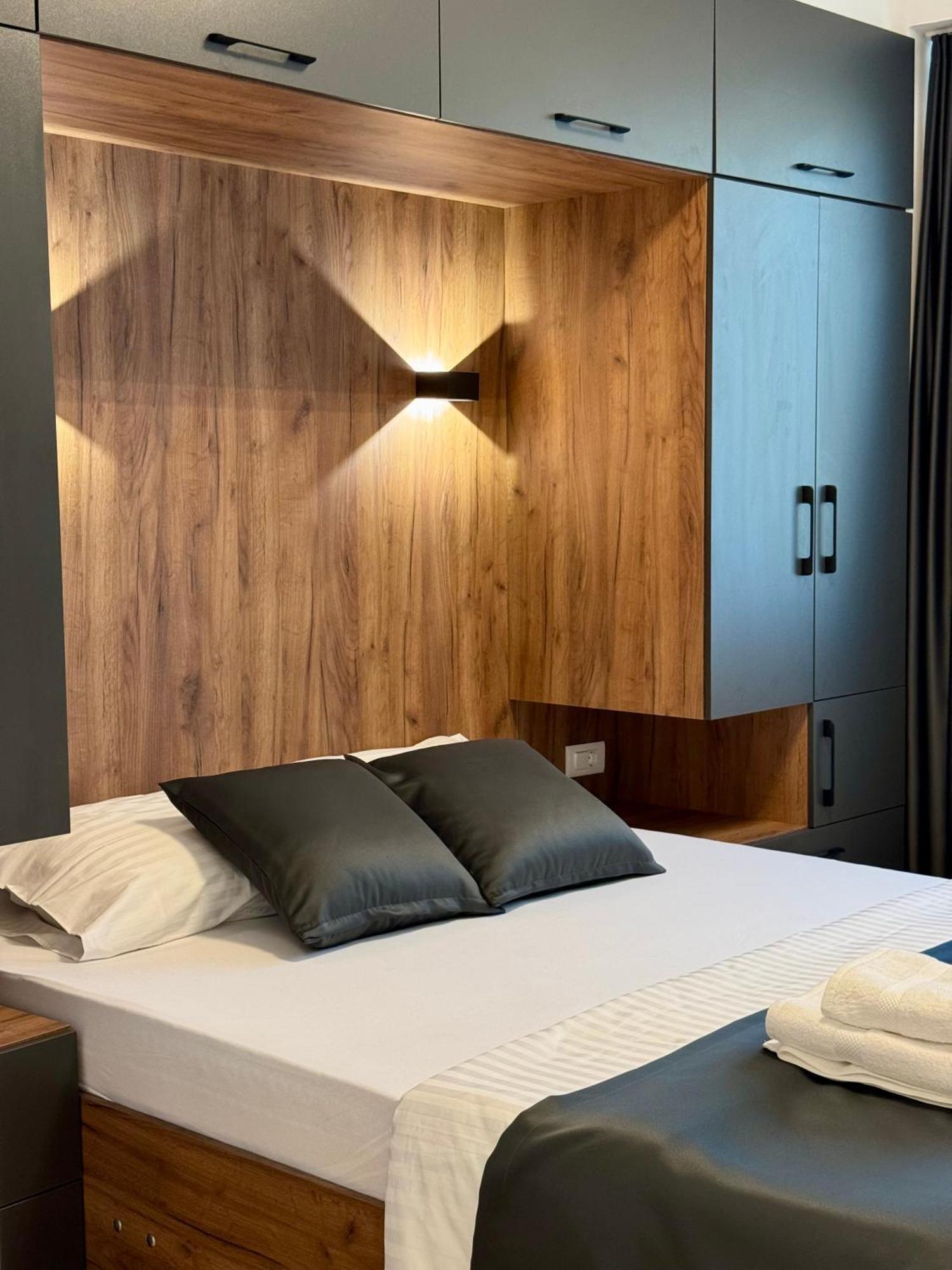 Downtown Riverside Apartments 스코페 외부 사진