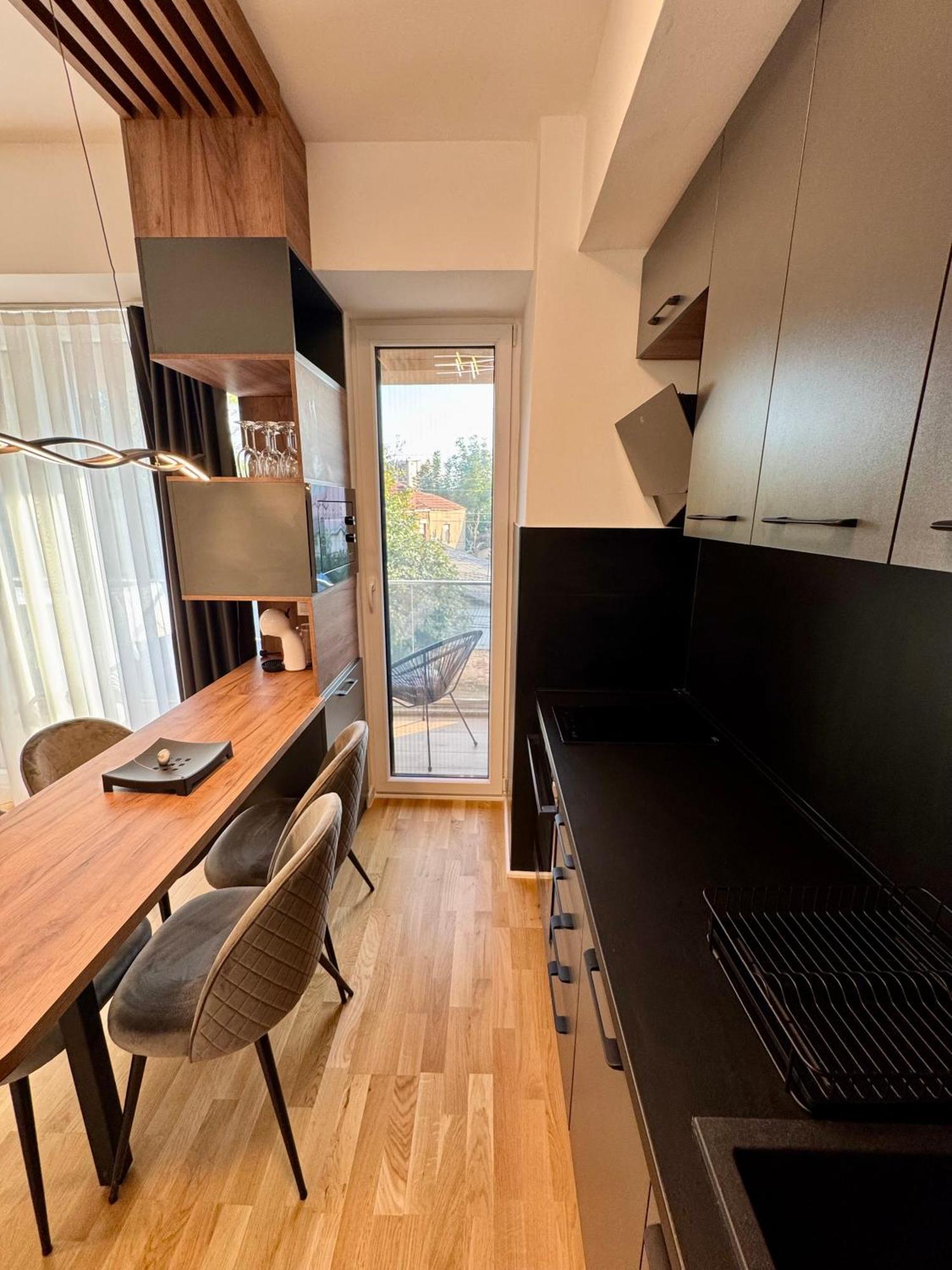 Downtown Riverside Apartments 스코페 외부 사진