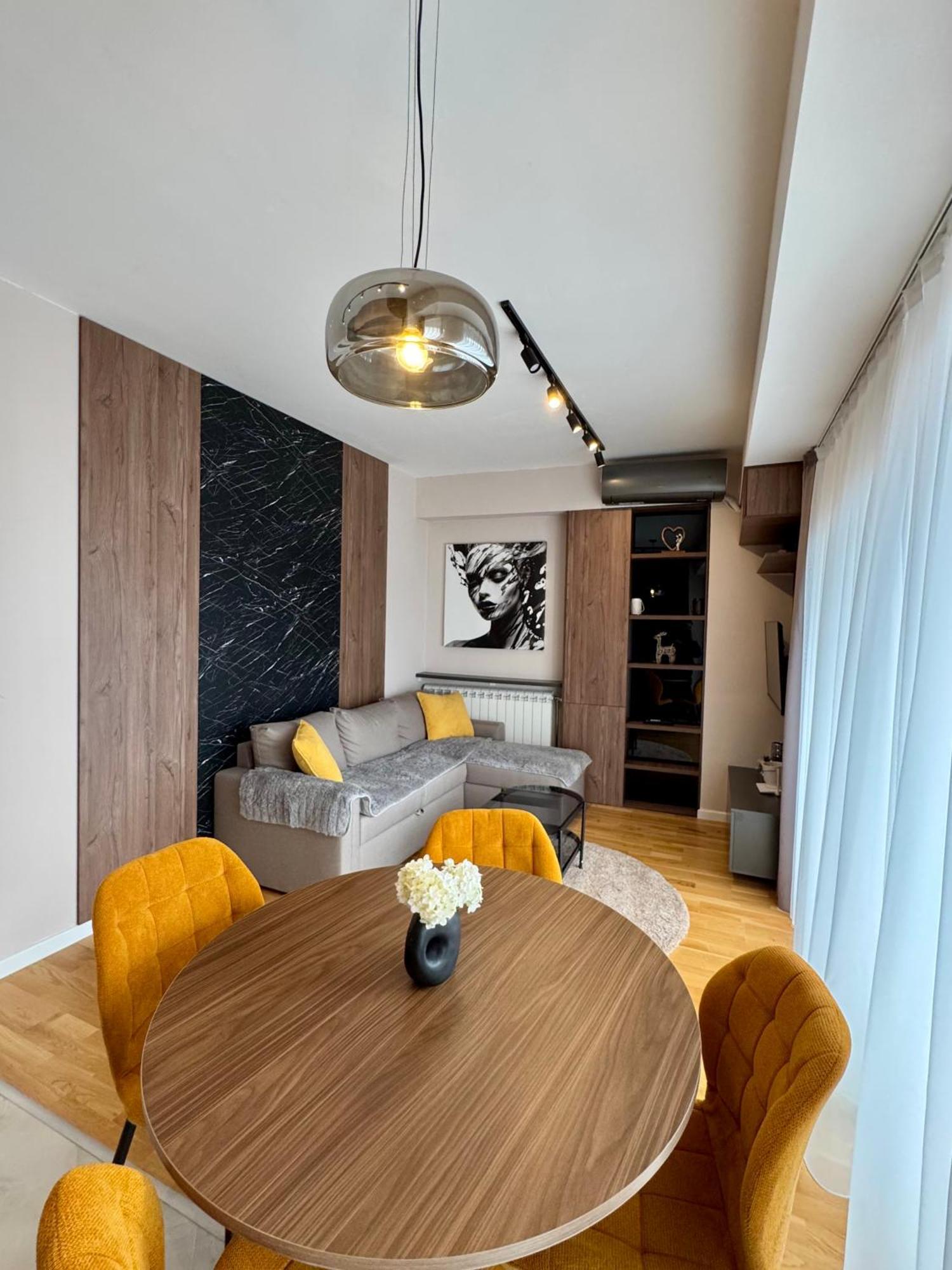 Downtown Riverside Apartments 스코페 외부 사진