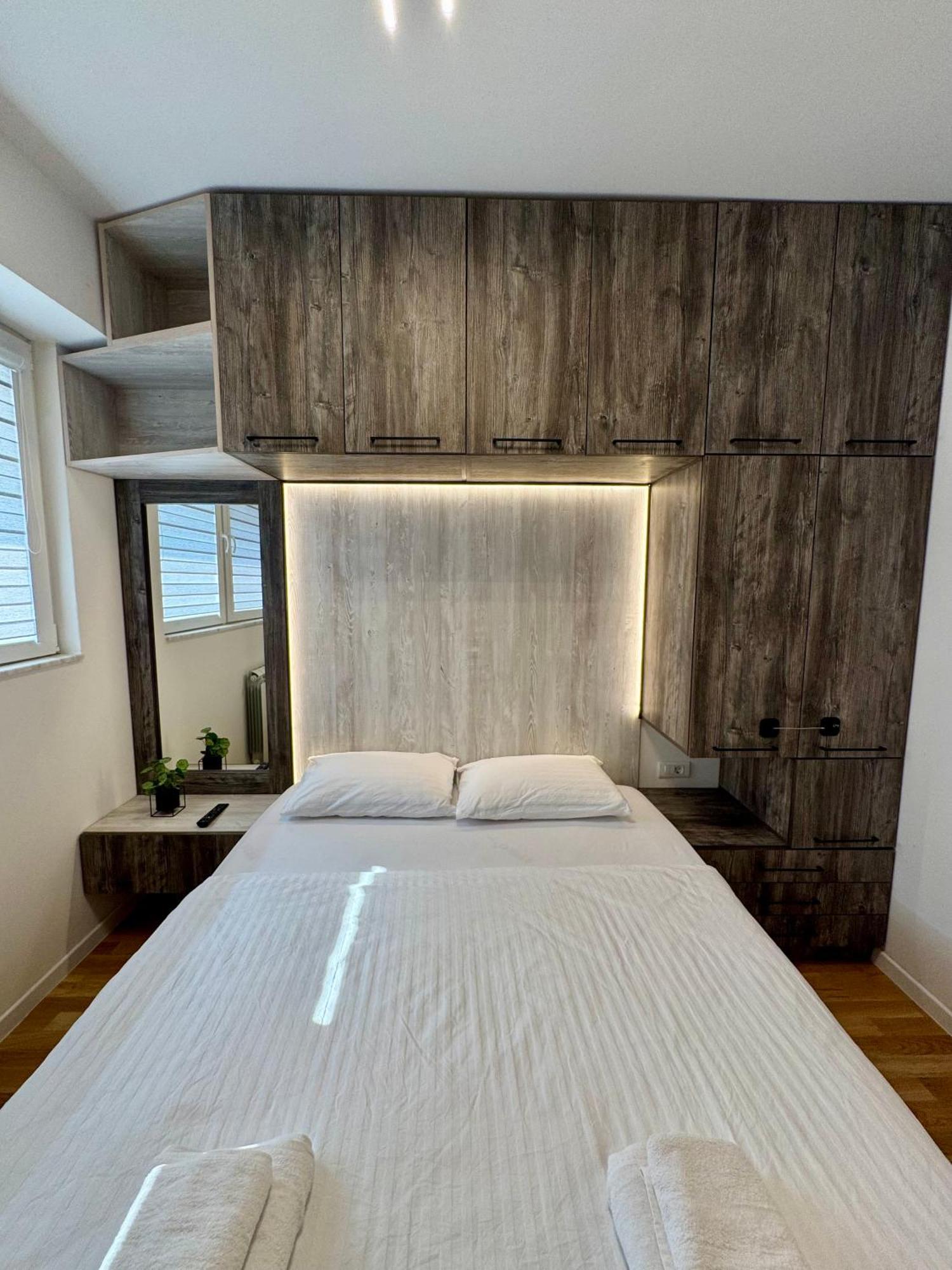 Downtown Riverside Apartments 스코페 외부 사진