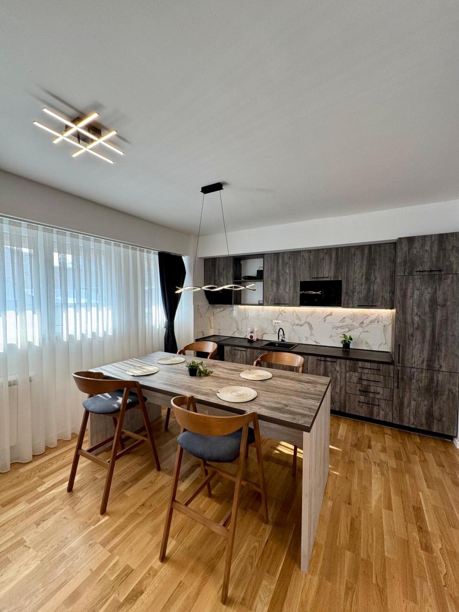 Downtown Riverside Apartments 스코페 외부 사진